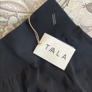 Tala Zinnia leggings- size M